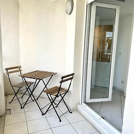 Appartement 1 Bedroom Plein Centre Juan Les Pins Antibes