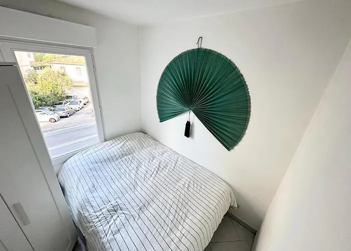 1 Bedroom Plein Centre Juan Les Pins Antibes
